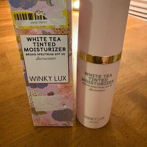 Winky Lux White Tea Tinted Moisturizer - Deep NIB